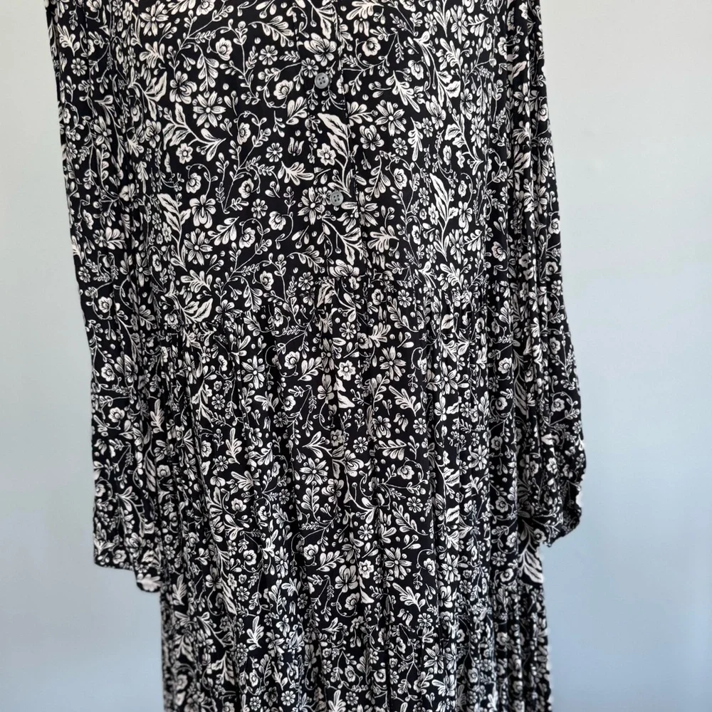 J.CREW Hadid shirt dress in a black and white bouquet print sz L - Picture 10 of 15